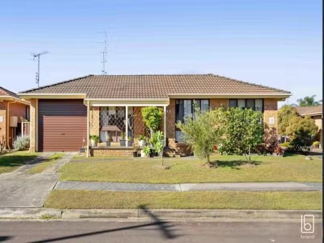 Cheap 3 BR 8 Gilbert Avenue, GOROKAN House for rent Listed by.