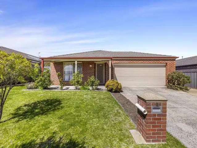 Just in! 3 BR 8 Damon Court, Sebastopol, VIC 3356