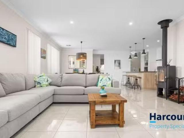 Rental! 3 Cauthern Grove, BYFORD, WA 6122 House for Rent
