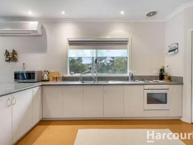 Just in! 3 Hideaway Vale, Preston Beach, WA 6215