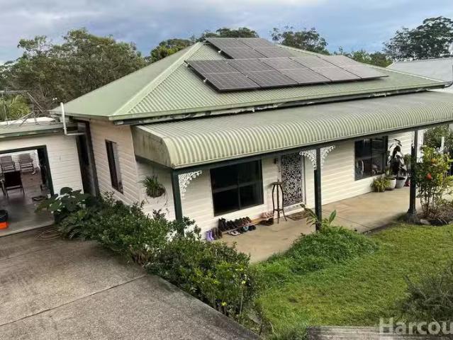 Nice 3 Jubilee Street, South West Rocks, NSW 2431 House for.