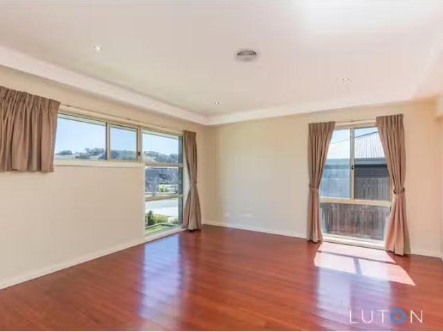 Nice 3 Rylstone Crescent, Crace House for rent Listed by Balj.