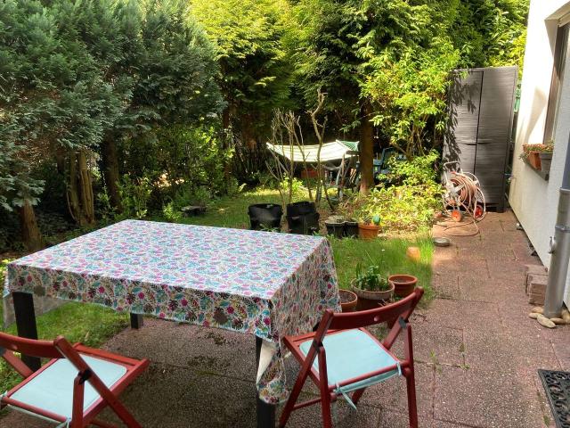 Charming 3 room garden apartment with terrace in Frankfurt Sachsenhausen, Frankfurt Amsterdam Apartments for Rent