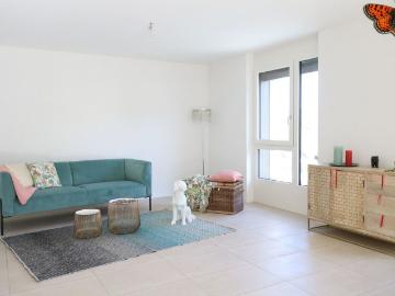 CHARMING 3½ ROOMS – In front of the Romont train station!