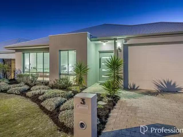 Just in! 3 Summerhome Parade, Yanchep, WA 6035