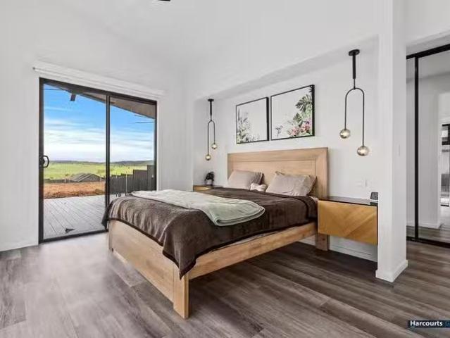 Just in! 3 Schomburgk Drive, Gawler East, SA 5118