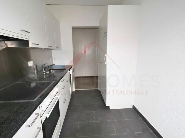 Charming 3.5 room apartment with balcony in a quiet location of 3004 Bern
