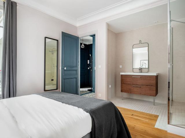 Charming Ternes 1 Bedroom Apartment Awaits You!, Paris Amsterdam Apartments for Rent