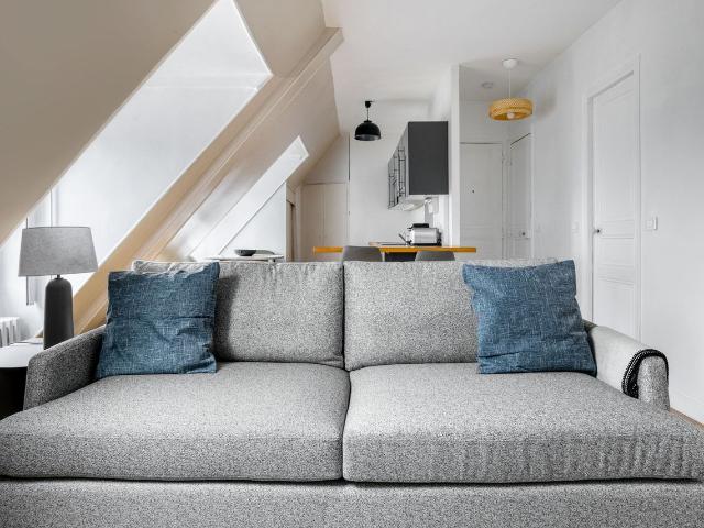 Charming Ternes Studio Near Paris Attractions, Paris Amsterdam Apartments for Rent