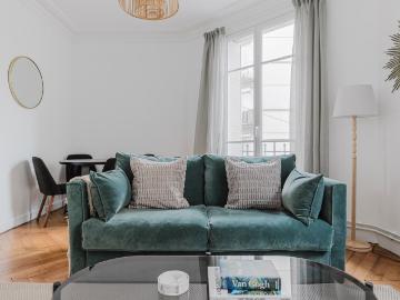 Charming Ternes Two Bedroom Haven in Paris!
