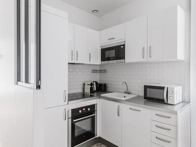Charming Ternes Two Bedroom Oasis in Paris, Paris Amsterdam Apartments for Rent