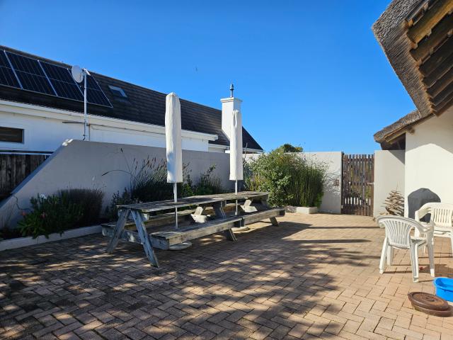 Charming Thatch Home Available for Long Term Rental in St Francis Bay