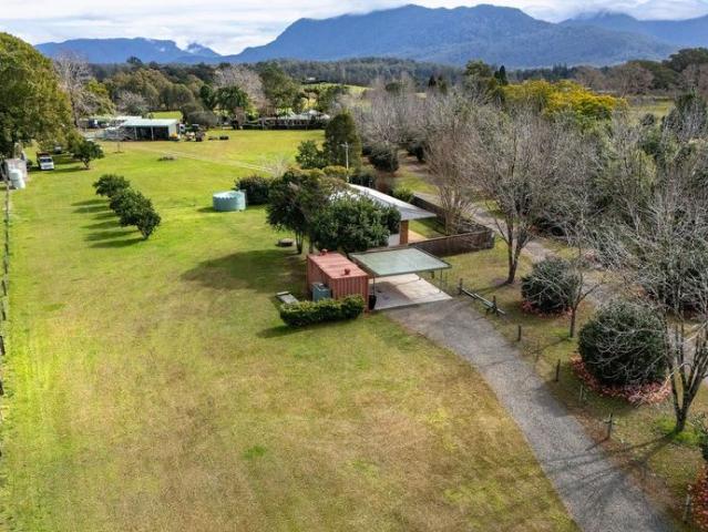 Charming Three Bedroom Cottage