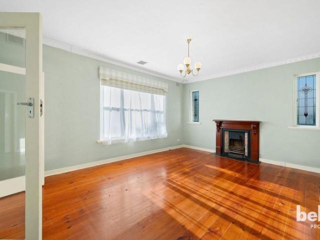 Charming Three Bedroom Cottage in Desirable Myrtle Bank