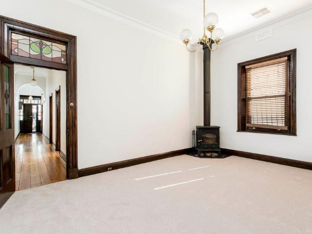 Charming three bedroom cottage in the heart of Prospect