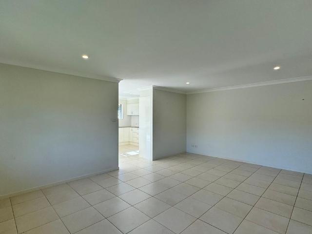 Charming Three Bedroom Family Villa with Private Back Yard