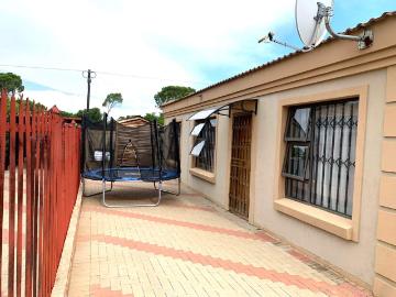 Charming three bedroom family home in Pinehaven