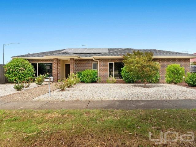 CHARMING THREE BEDROOM FAMILY HOME