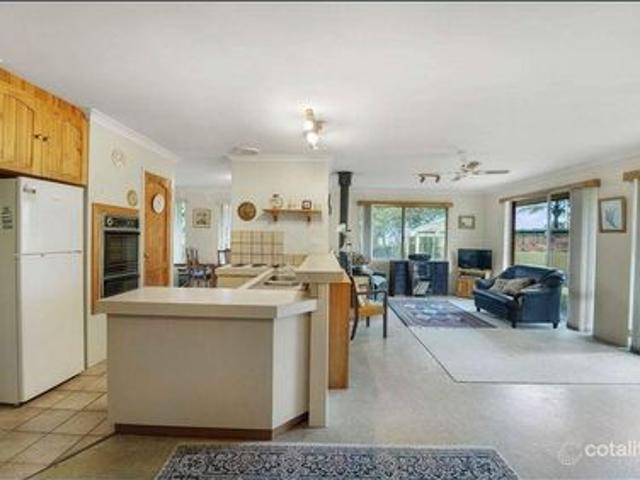 CHARMING THREE BEDROOM HOME