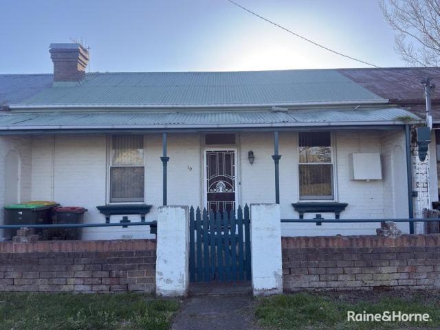 Charming Three Bedroom Home in Convenient Location