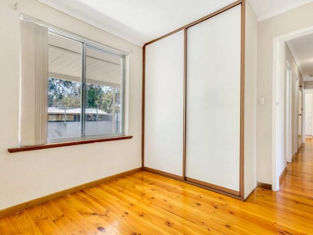 Charming Three Bedroom Home in Convenient Marion Location