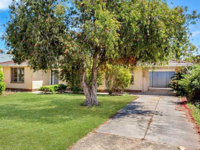 Charming Three Bedroom Home in Convenient Marion Location