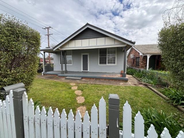 Charming Three Bedroom Home in Central Cootamundra