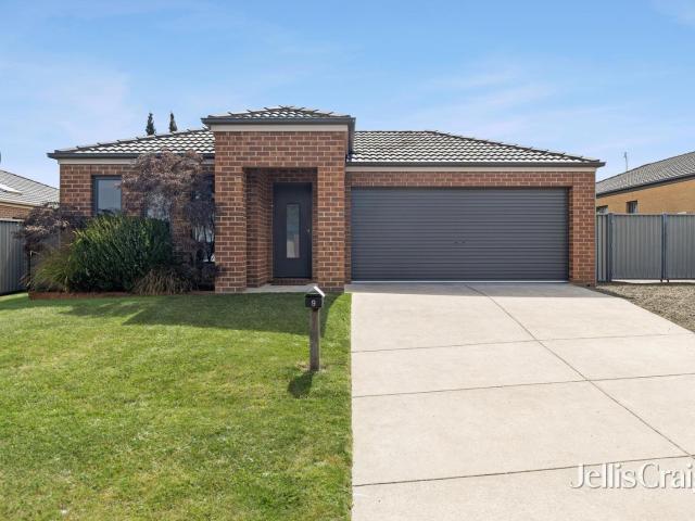 Charming Three Bedroom Home in a Prime Location!