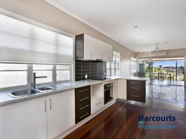 Charming Three Bedroom Home in an Elevated Murarrie Position