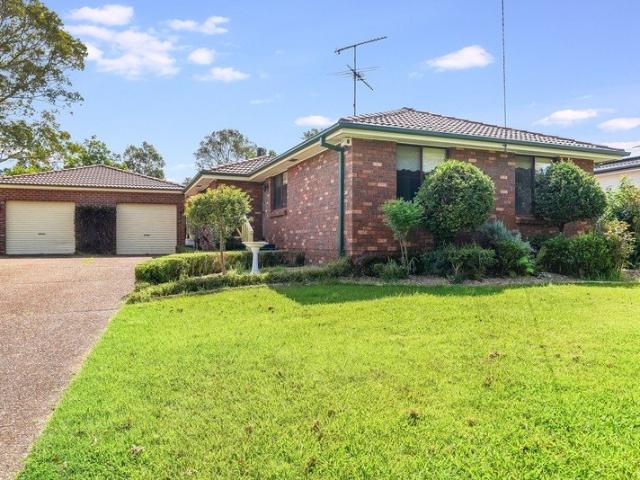 Charming Three Bedroom Home on a Spacious Block!