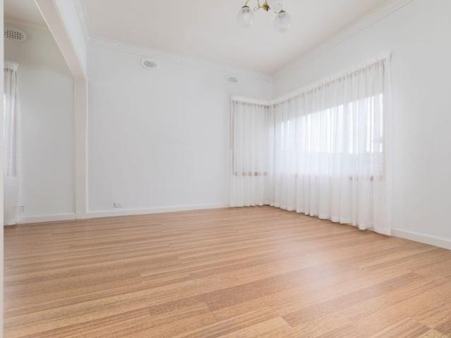 CHARMING THREE BEDROOM HOME WITH BUNGALOW