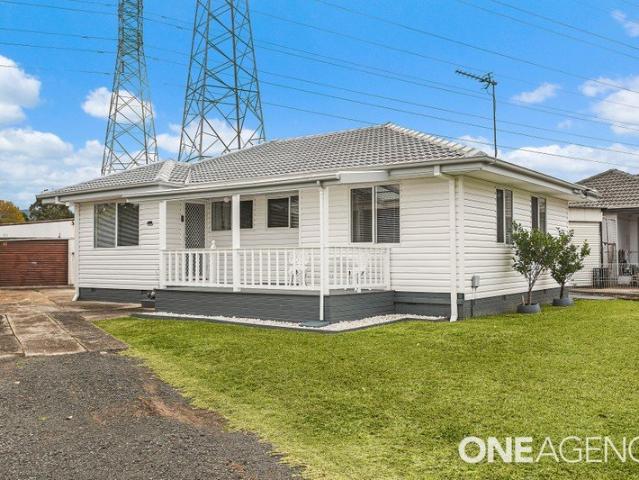 CHARMING THREE BEDROOM HOME WITH OUTDOOR ENTERTAINING IN KOONAWARRA