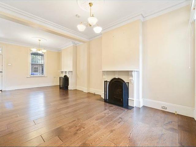 Charming Three Bedroom Terrace in a Prime Redfern Location