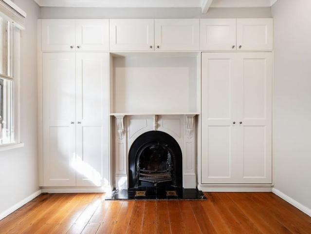 Charming Three Bedroom Terrace with Two Bathrooms, Parking for Two & Private Courtyard