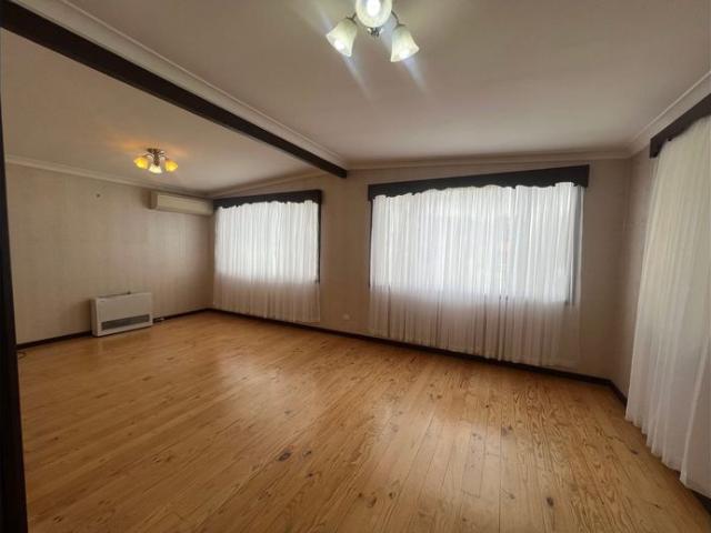 Charming Time Capsule: 3 Bedroom House for Rent!