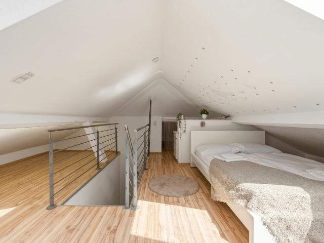 Charming top floor Apartment in Heilbronn center, Heilbronn Amsterdam Apartments for Rent