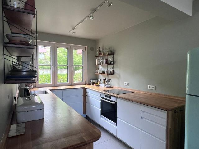Charming townhouse on the south side of berlin, perfect for families, Berlin Amsterdam Apartments for Rent