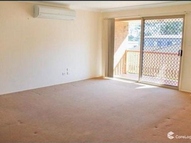 Charming Townhouse Living in the Heart of Everton Park – Register to Inspect!