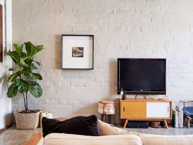 Charming Two Bedroom Terrace in the Heart of Chippendale!