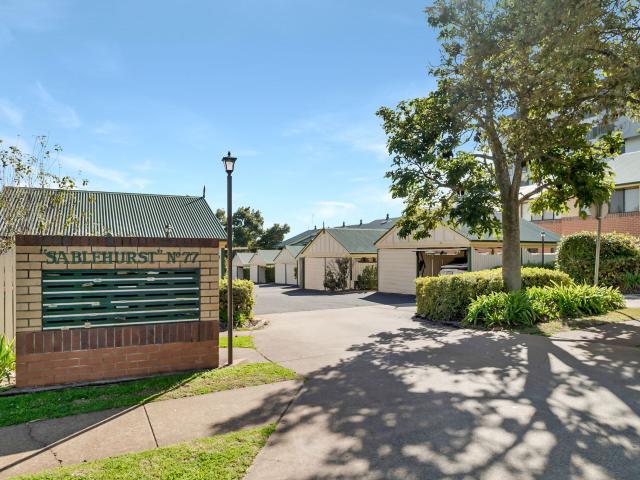 CHARMING TWO BEDROOM TOWNHOUSE