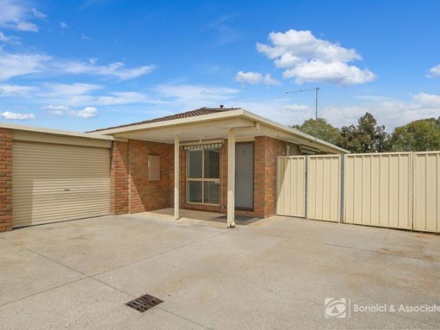 CHARMING TWO BEDROOM UNIT