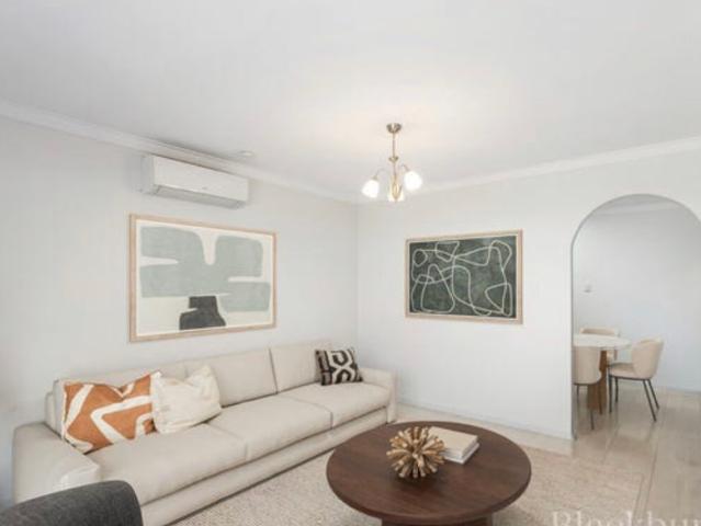 CHARMING TWO BEDROOM VILLA IN THE HEART OF JOONDANNA