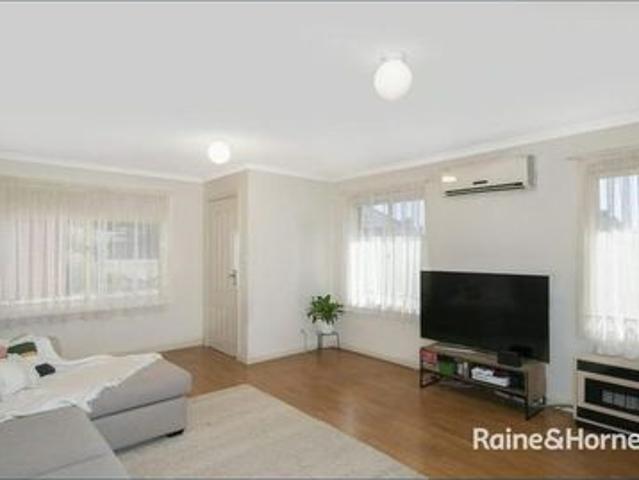 Charming Two Bedroom Villa in Goulburn
