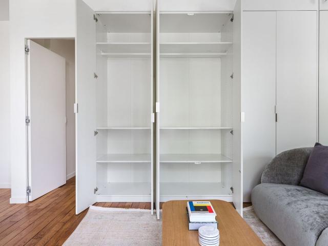 Charming Two Bedroom Apartment in Auteuil