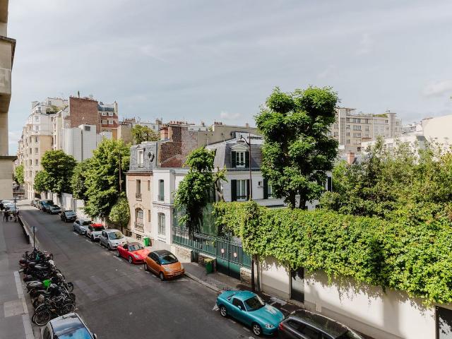 Charming Two Bedroom Apartment in Auteuil, Paris Amsterdam Apartments for Rent