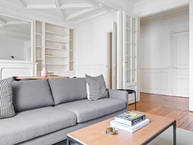 Charming Two Bedroom Apartment in Paris, Paris Amsterdam Apartments for Rent