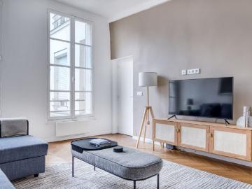 Charming Two Bedroom Apartment in the Heart of Paris
