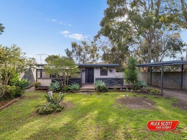 Charming Two Bedroom Hideaway on a 600m² Plus Allotment