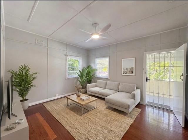 Charming Two Bedroom Home on a Large Block – Nabiac!