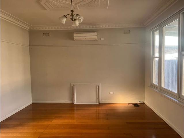 Charming Two Bedroom Home in a Convenient Location